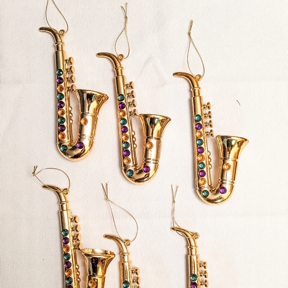 6 Mardi Gras Gold Jazz Saxophone Ornaments | Wedding Gift Baskets Party Favors - Picture 4 of 7